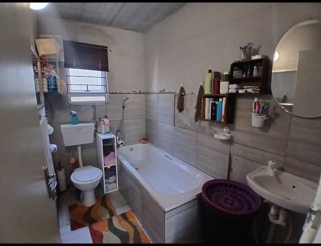 2 BEDROOM HOUSE FOR SALE IN FOREST VILLAGE